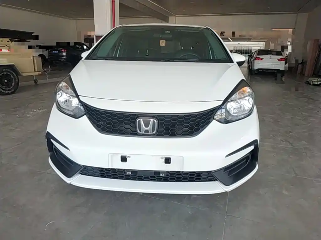 Honda Fit — фото 3