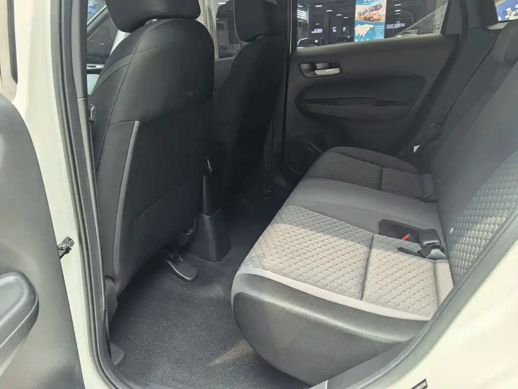 Honda Fit — фото 13