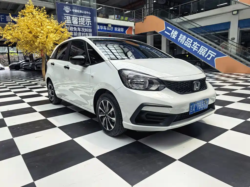 Honda Fit — фото 3