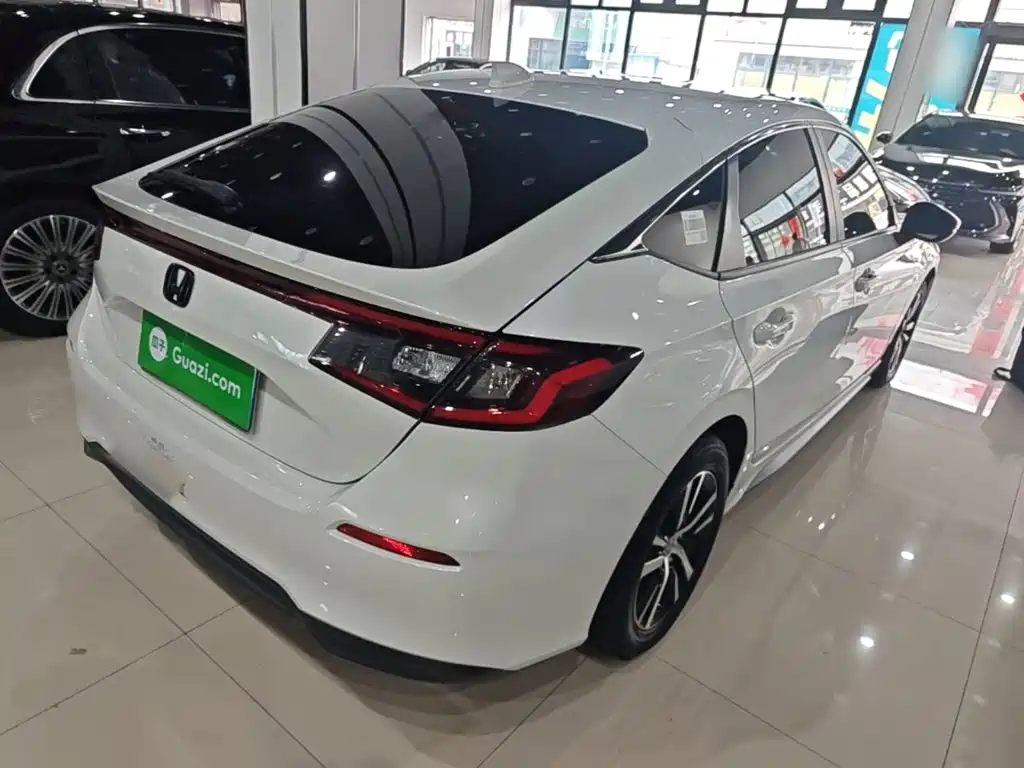 Honda Civic — фото 7