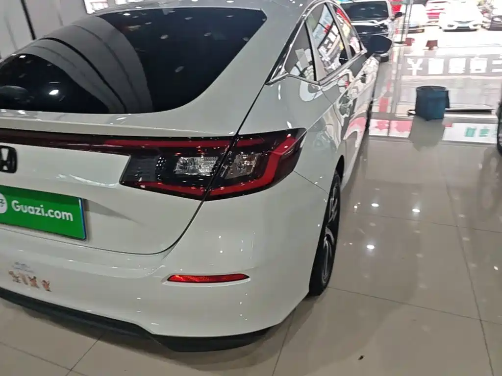 Honda Civic — фото 8