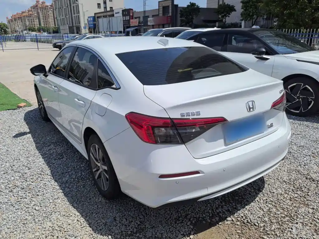 Honda Civic — фото 5