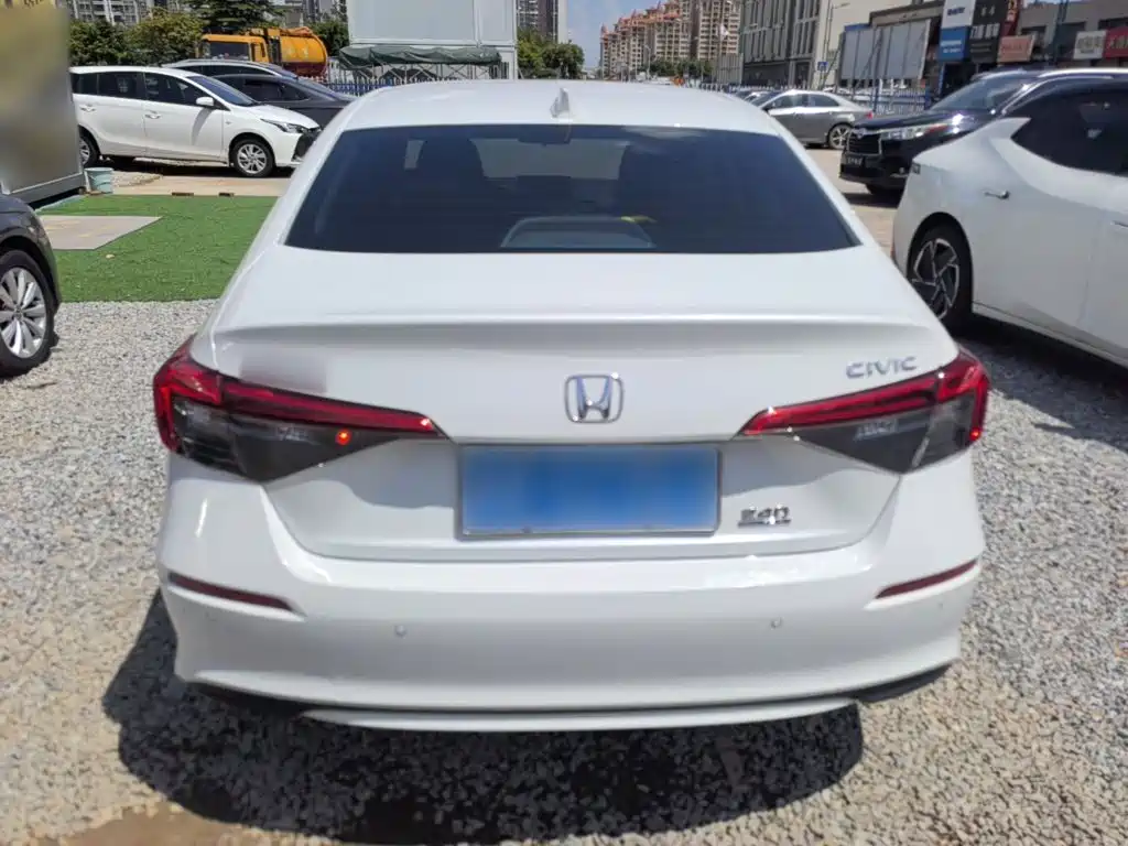Honda Civic — фото 6