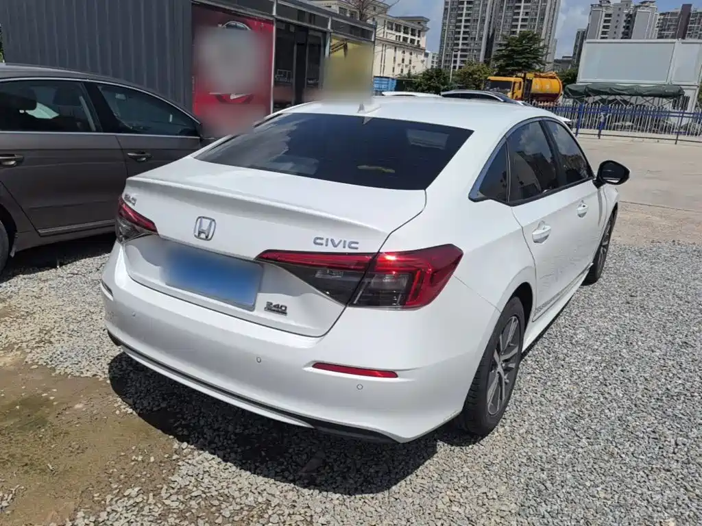 Honda Civic — фото 7