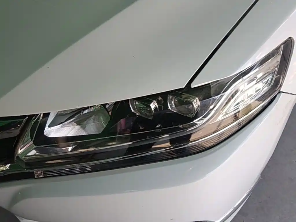 Honda Spirior — фото 18
