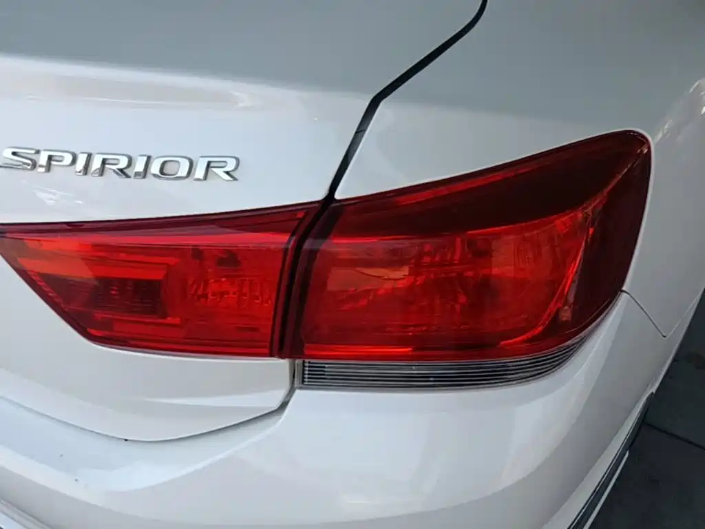 Honda Spirior — фото 24