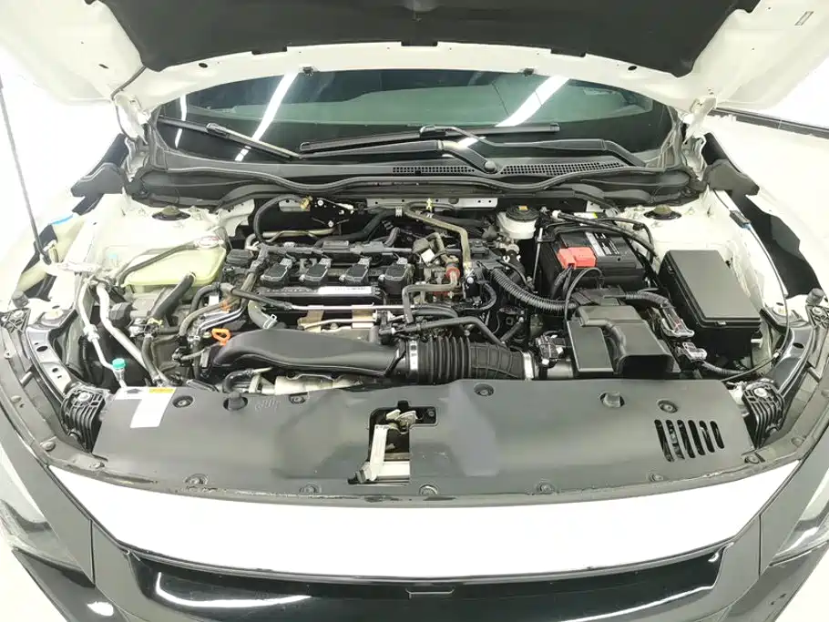 Honda Civic — фото 10