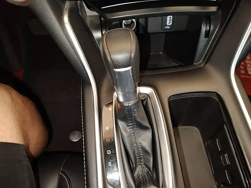 Honda Inspire — фото 14