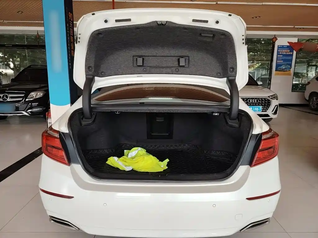 Honda Inspire — фото 19
