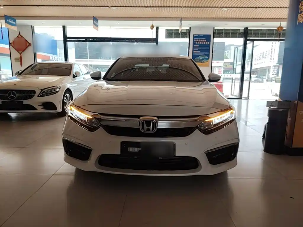 Honda Inspire — фото 3