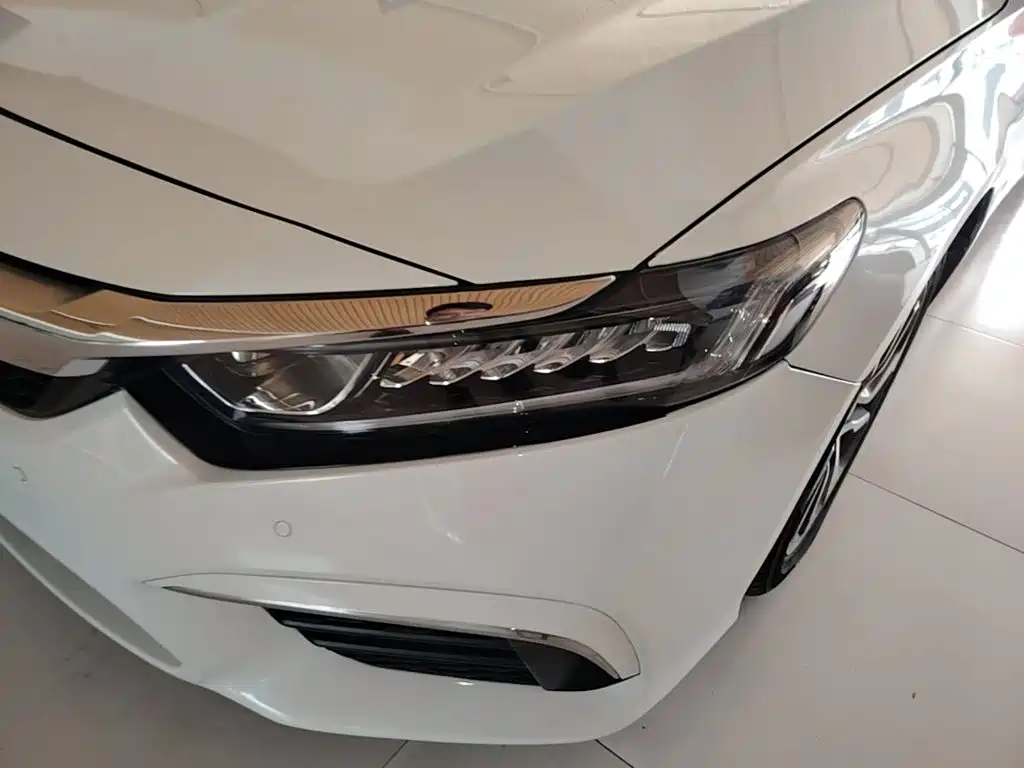 Honda Inspire — фото 24