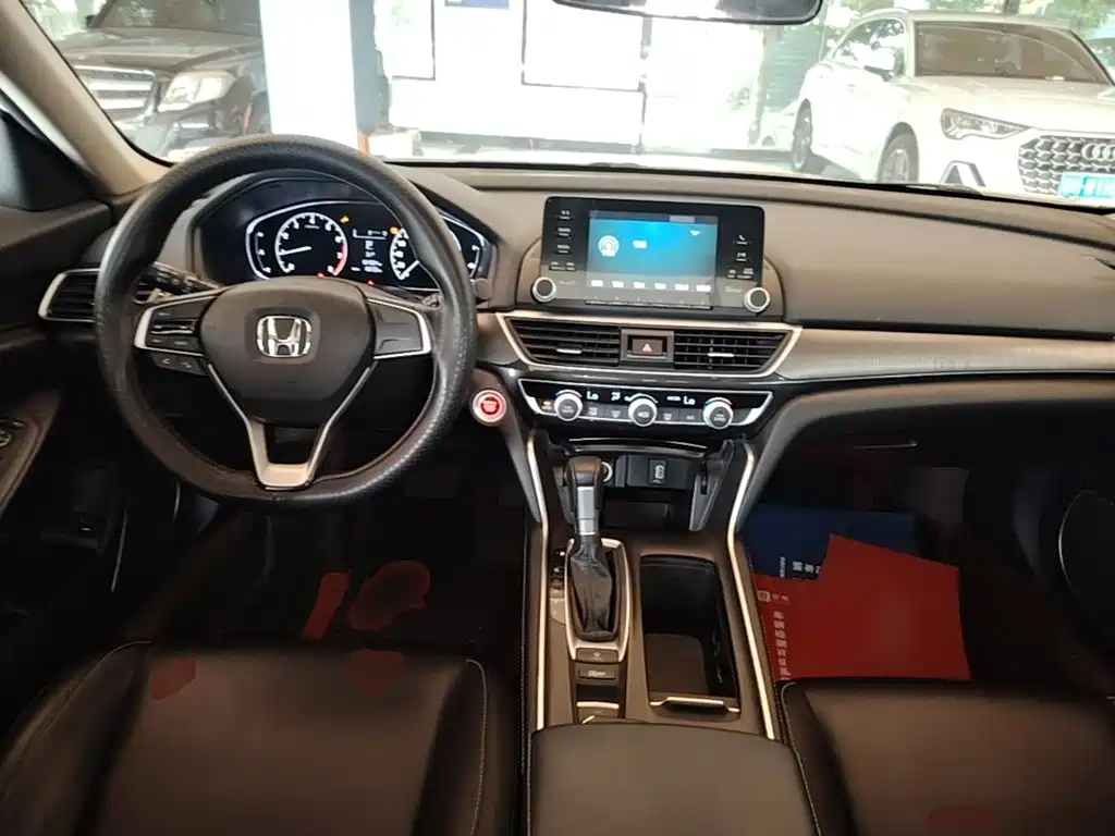 Honda Inspire — фото 10