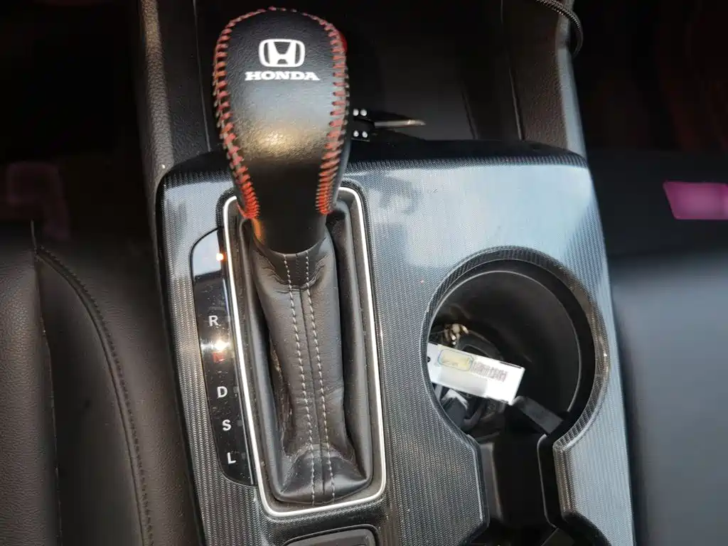Honda Civic — фото 7