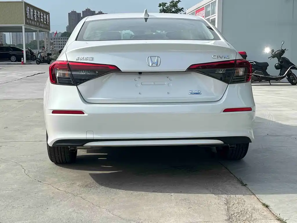 Honda Civic — фото 7