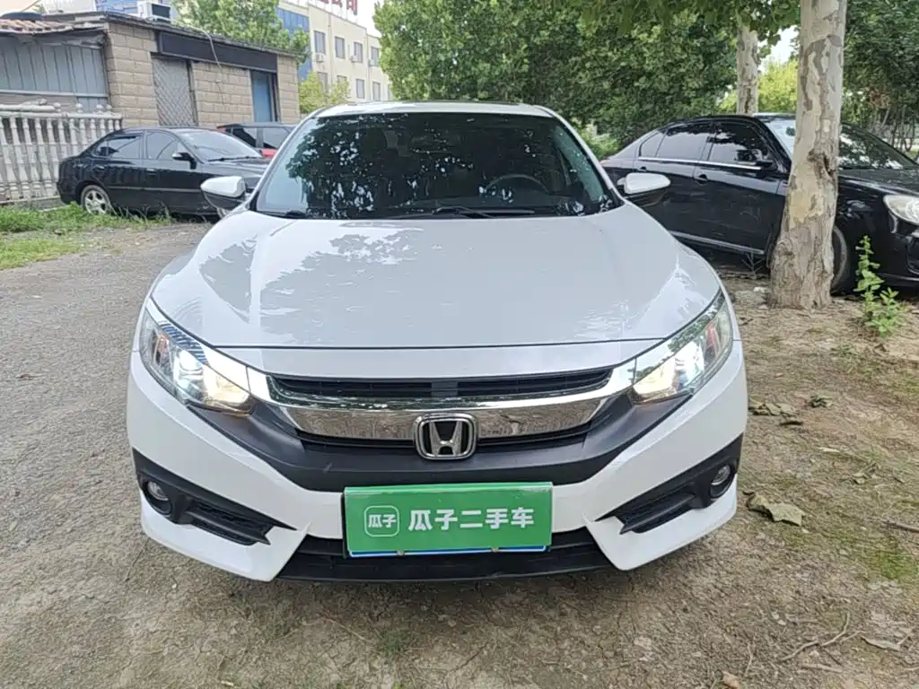 Honda Civic — фото 3