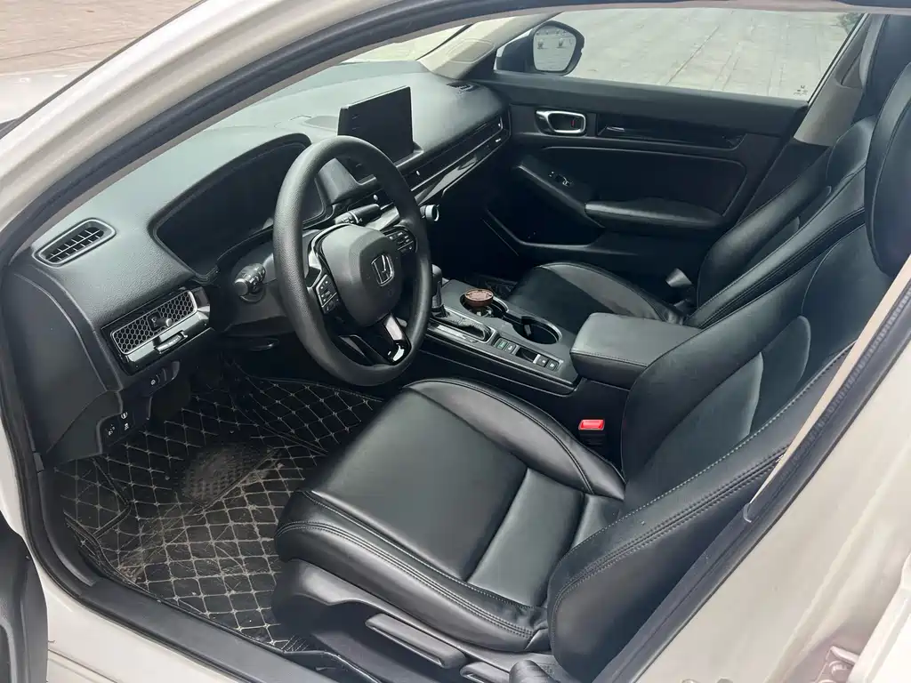 Honda Civic — фото 8