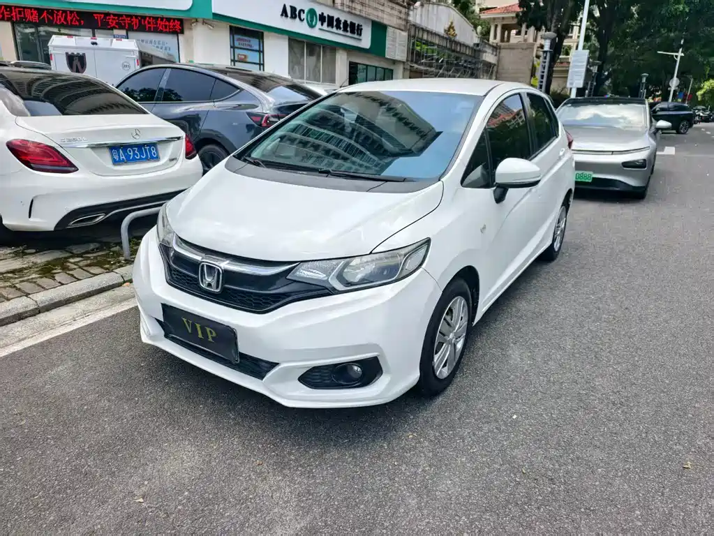 Honda Fit — фото 2