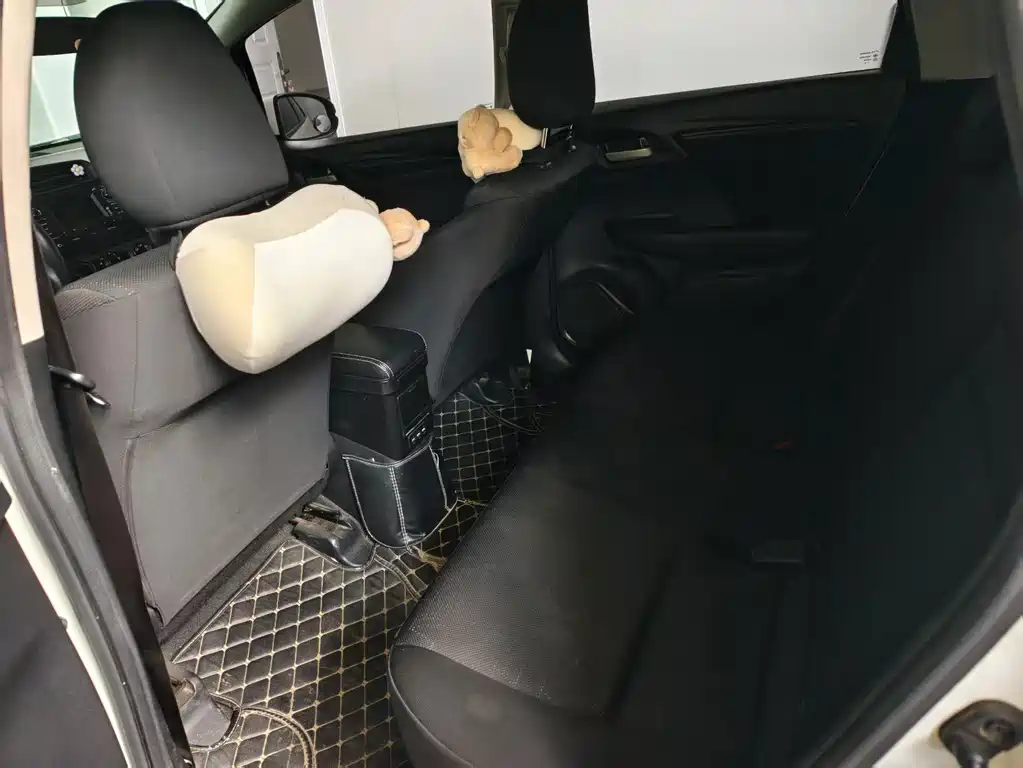 Honda Fit — фото 6