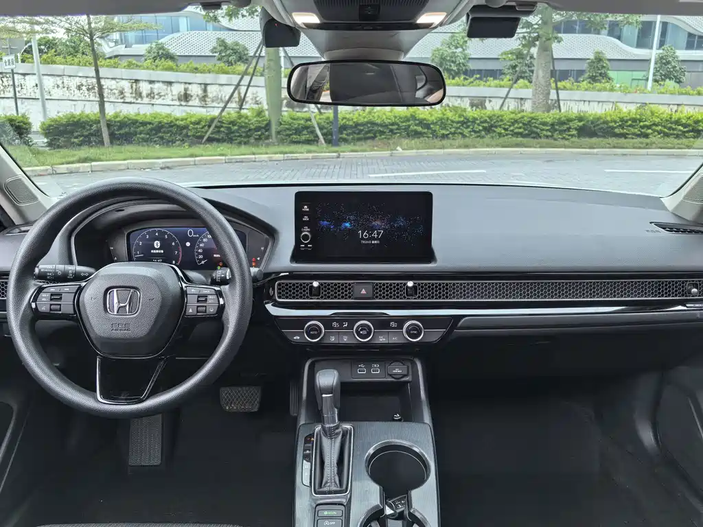 Honda Civic — фото 11