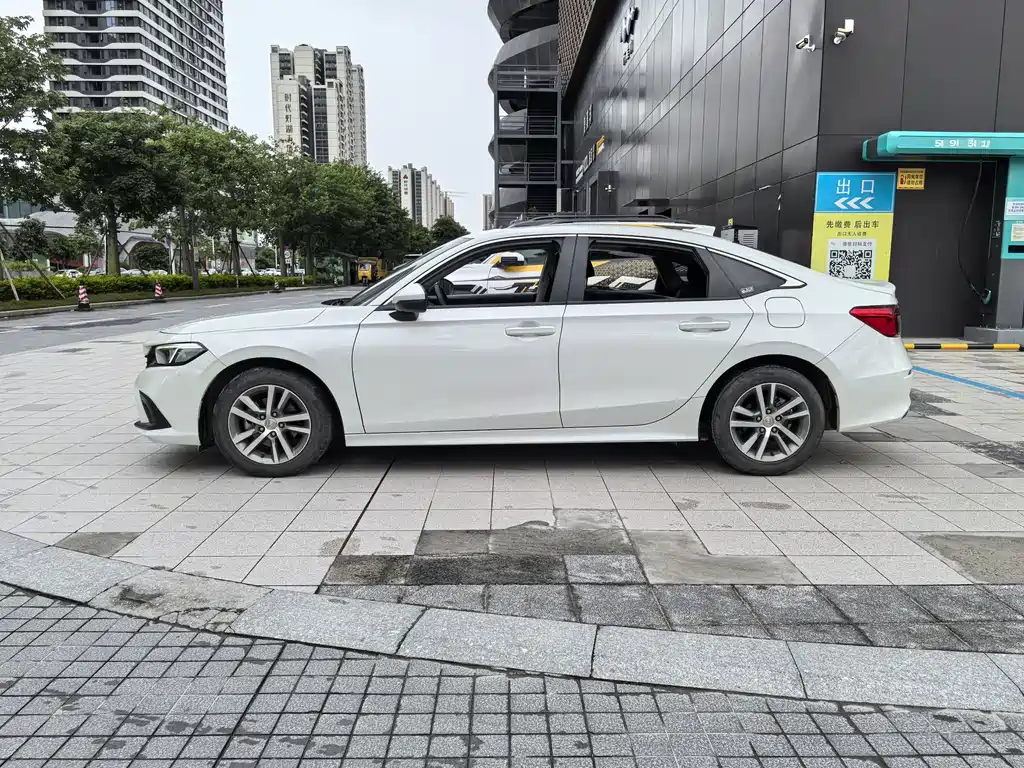 Honda Civic — фото 4