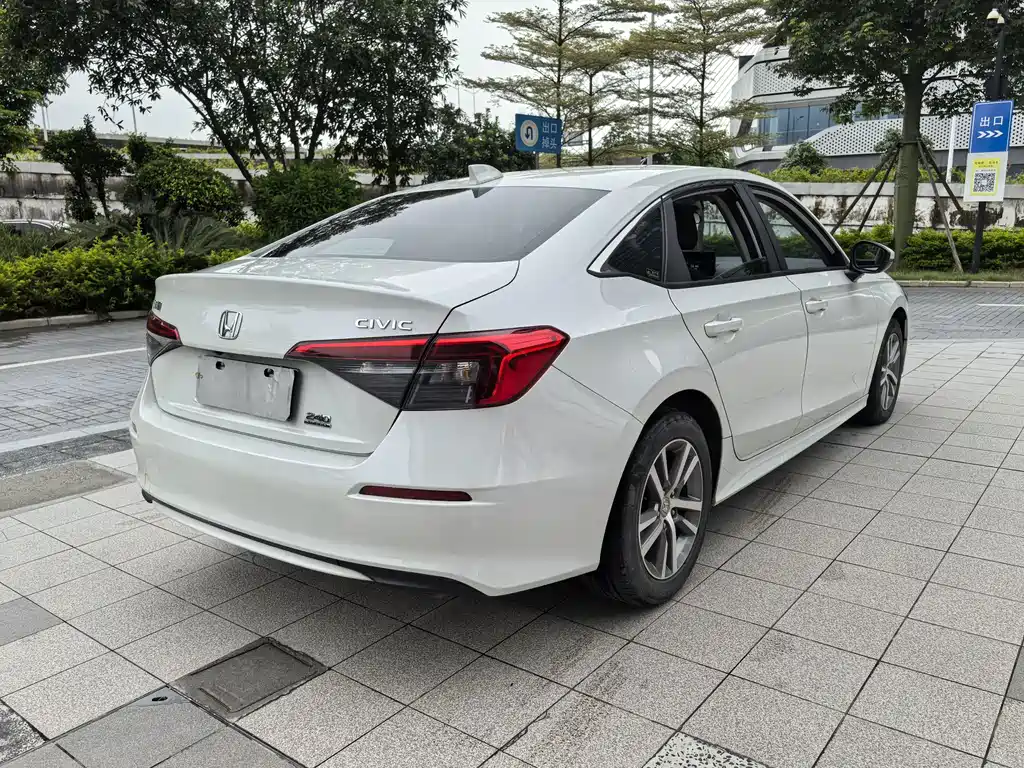 Honda Civic — фото 6