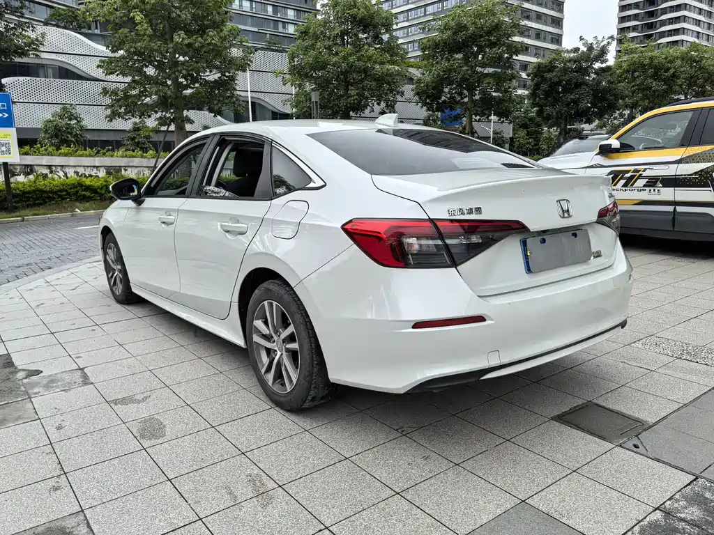 Honda Civic — фото 7