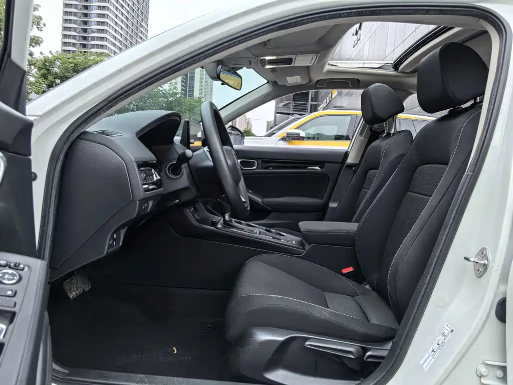 Honda Civic — фото 10