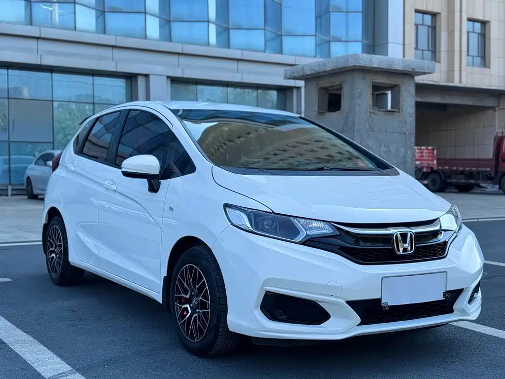 Honda Fit — фото 3