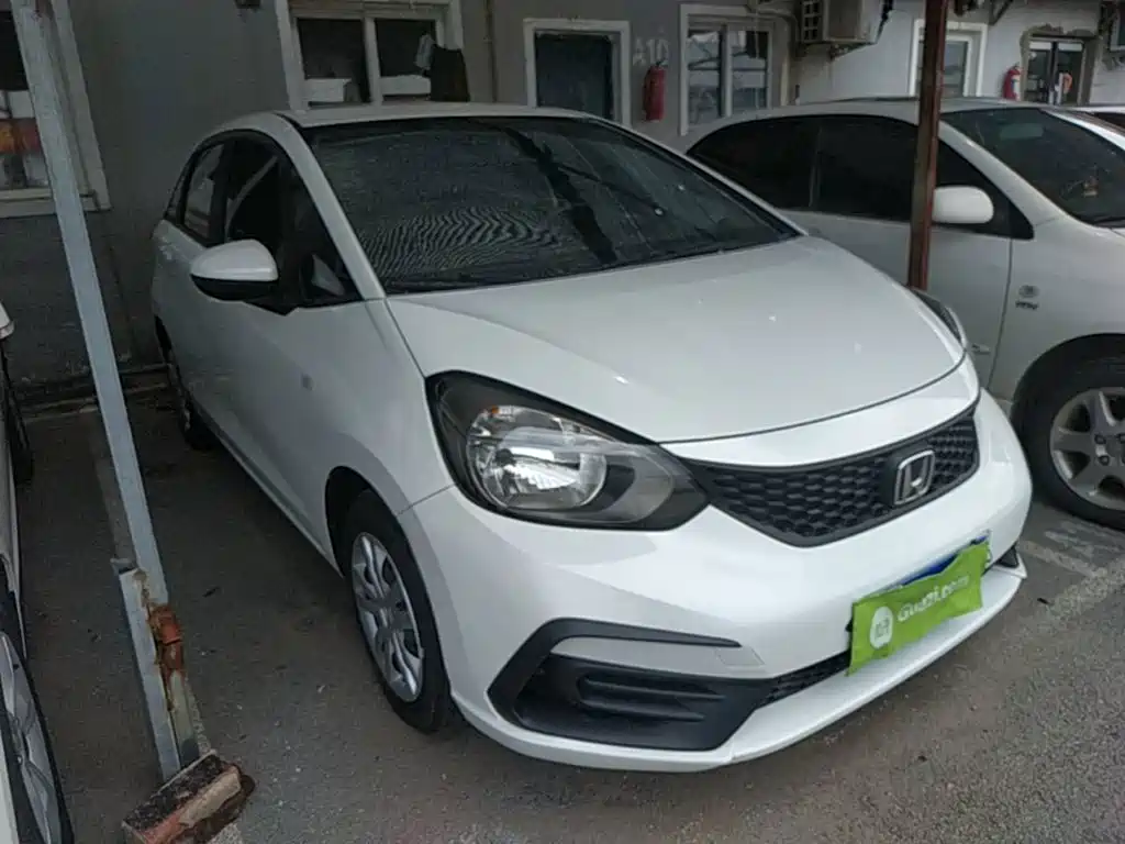 Honda Fit — фото 4