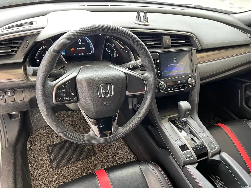 Honda Civic — фото 5
