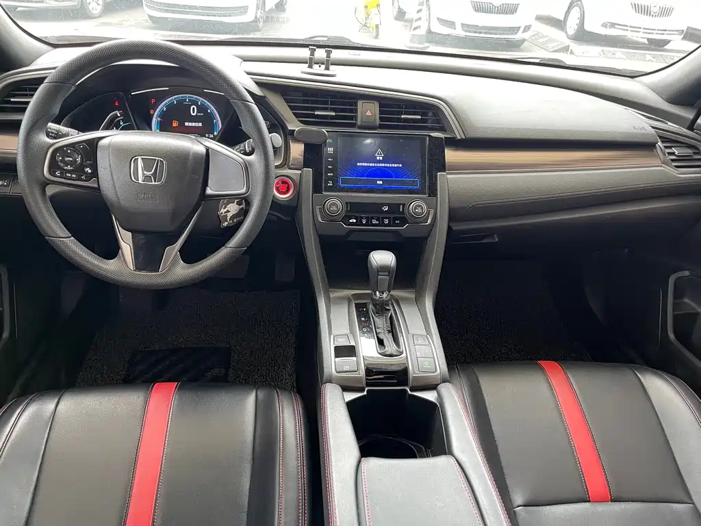 Honda Civic — фото 8