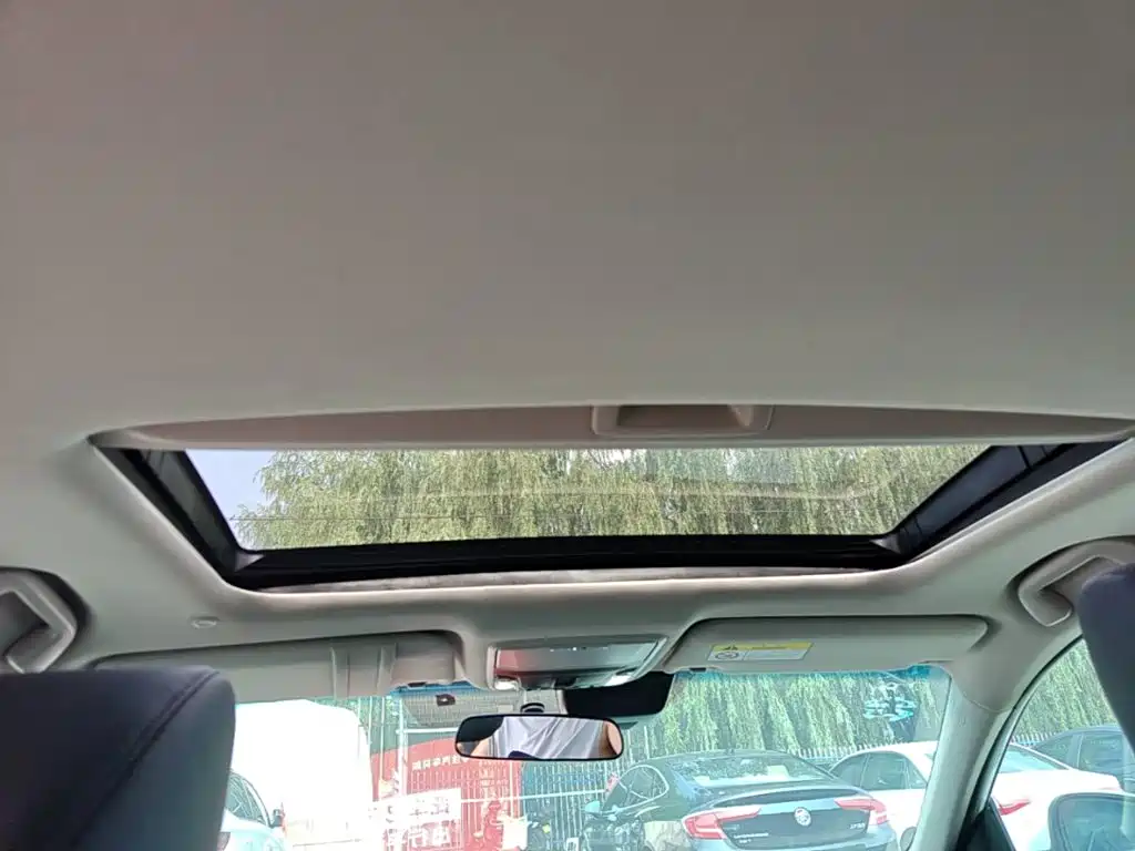 Honda Accord — фото 18