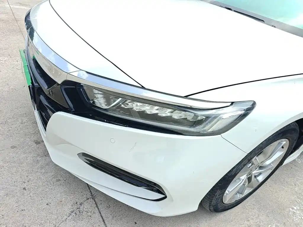 Honda Accord — фото 24