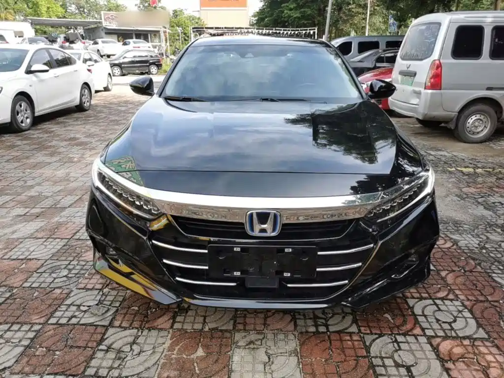 Honda Accord — фото 3