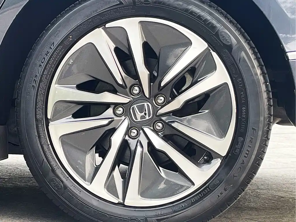 Honda Accord — фото 25