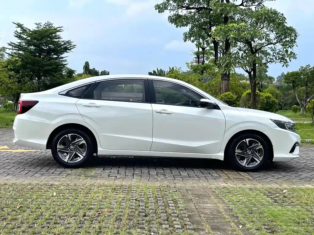 Honda Envix — фото 3