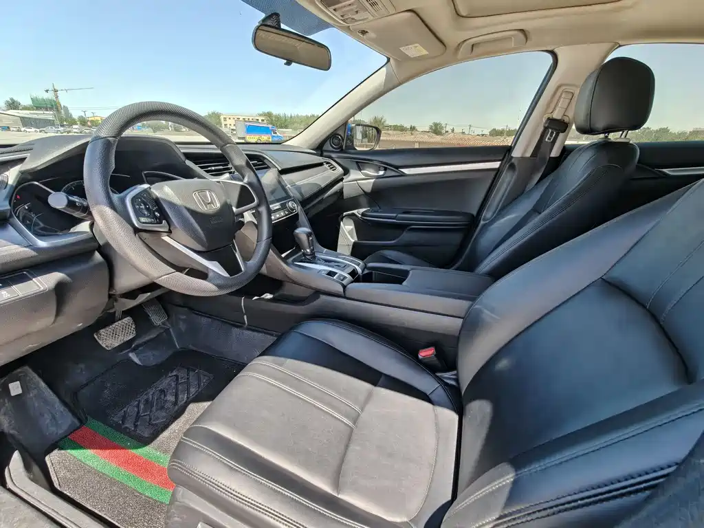 Honda Civic — фото 4