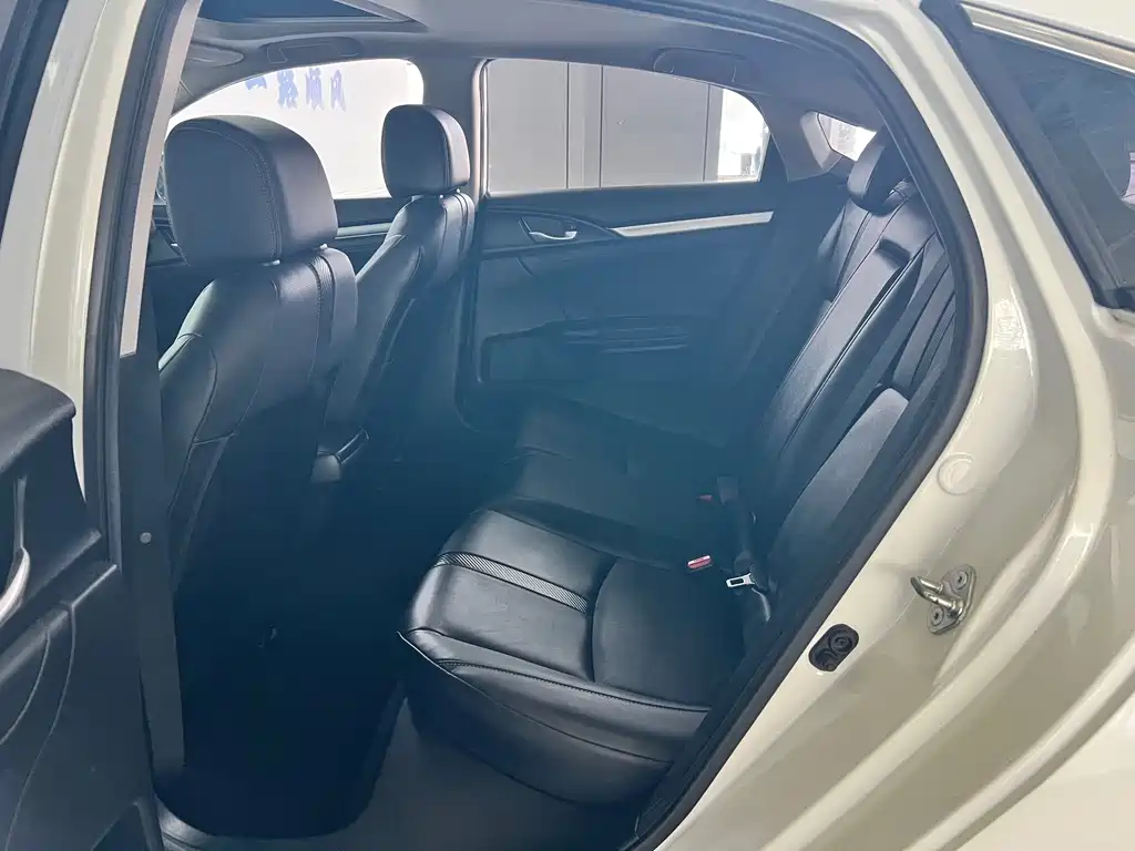 Honda Civic — фото 23