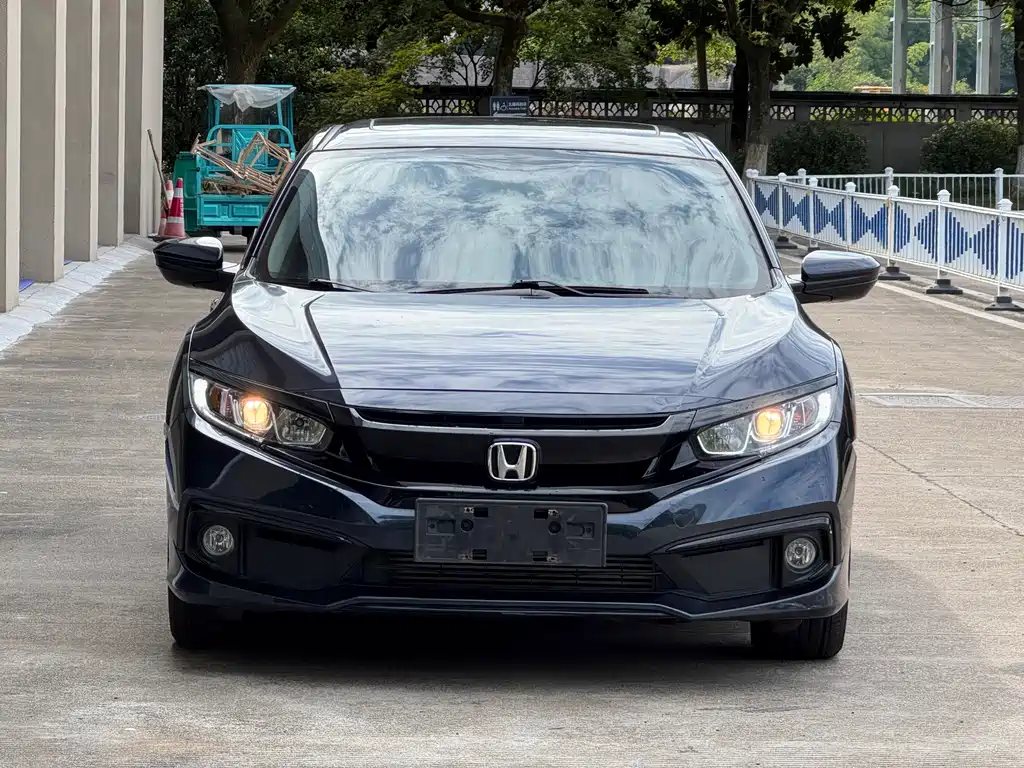 Honda Civic — фото 2