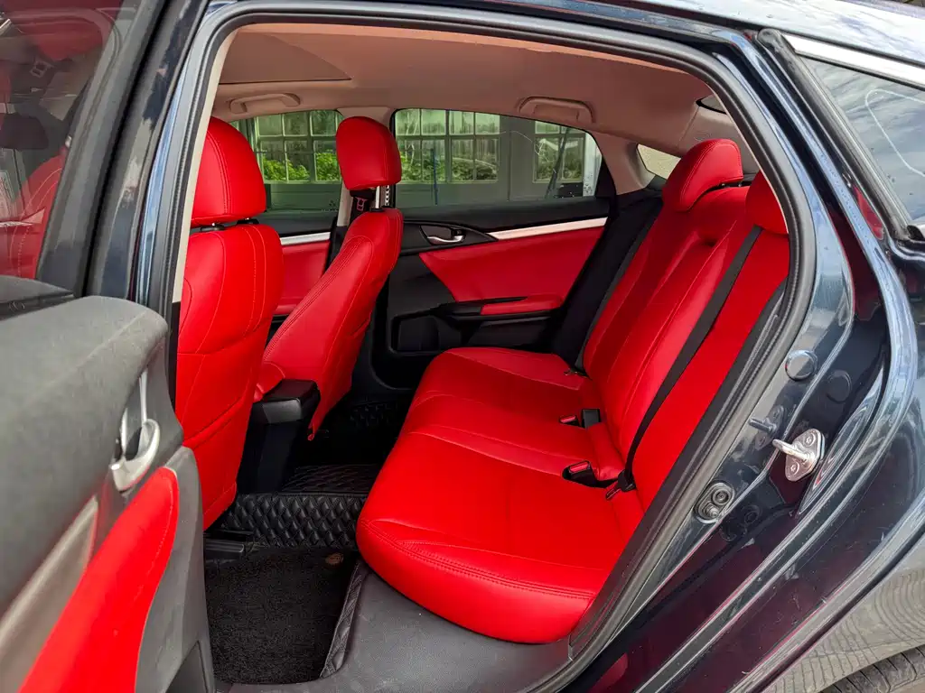 Honda Civic — фото 9