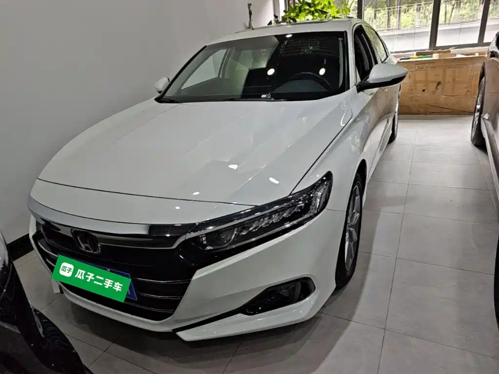 Honda Accord — фото 3