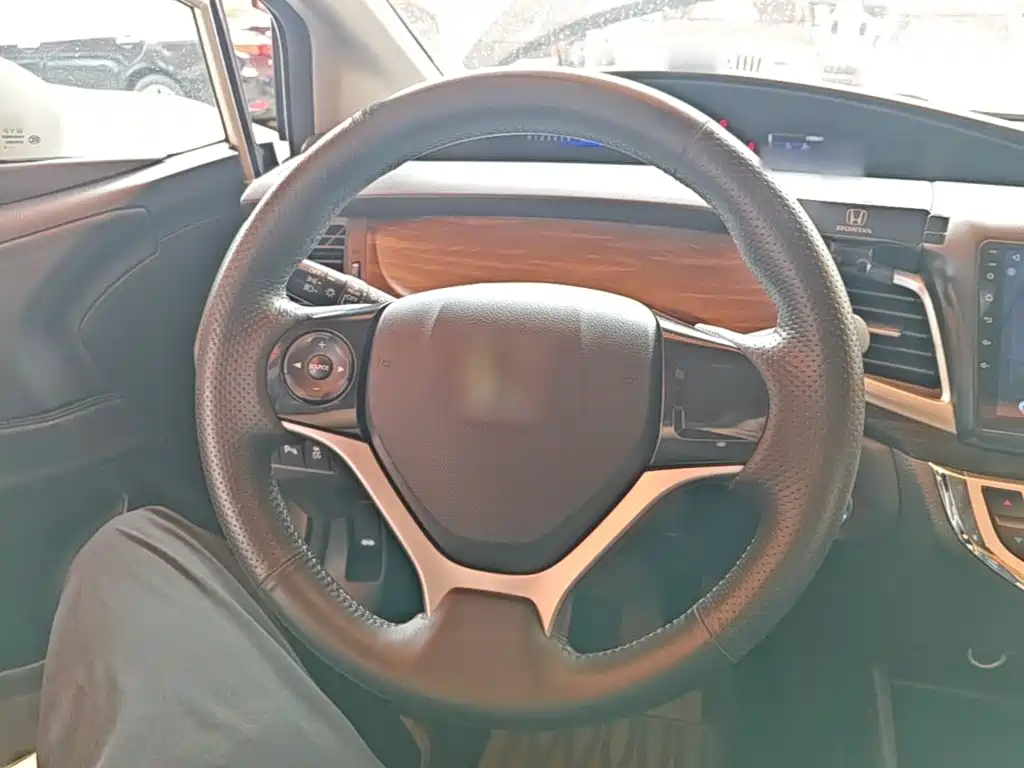 Honda Jade — фото 11