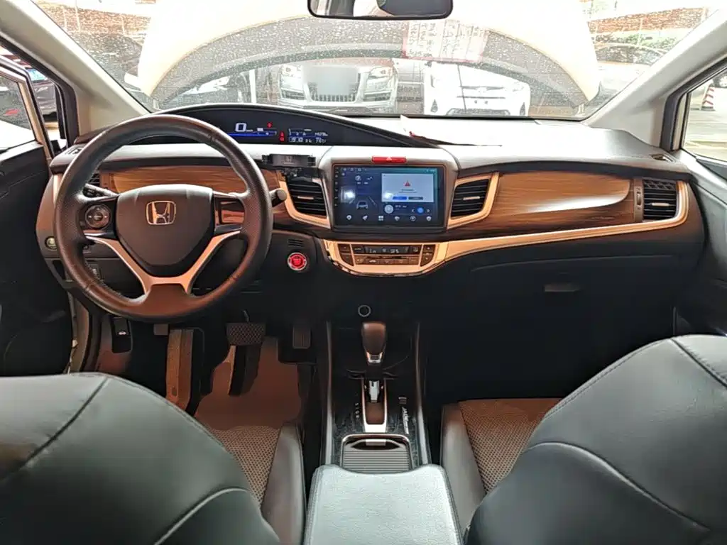 Honda Jade — фото 10