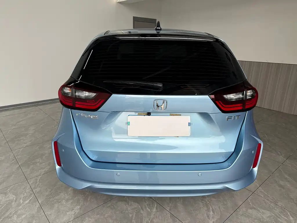 Honda Fit — фото 5