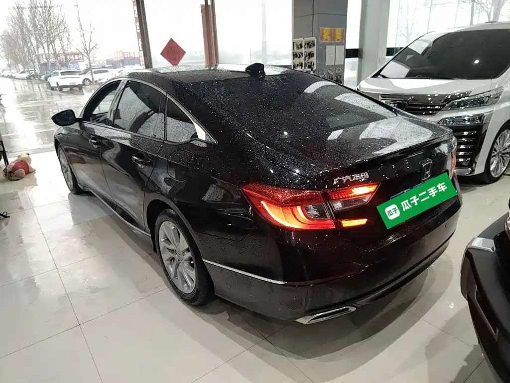Honda Accord — фото 23
