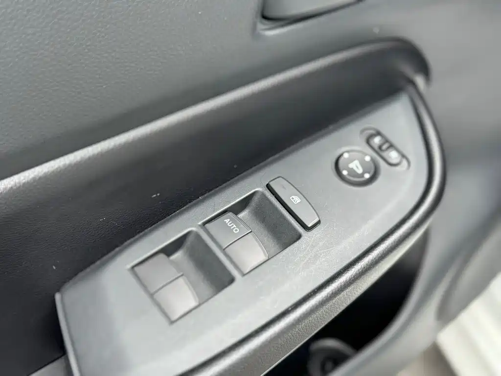 Honda Fit — фото 9