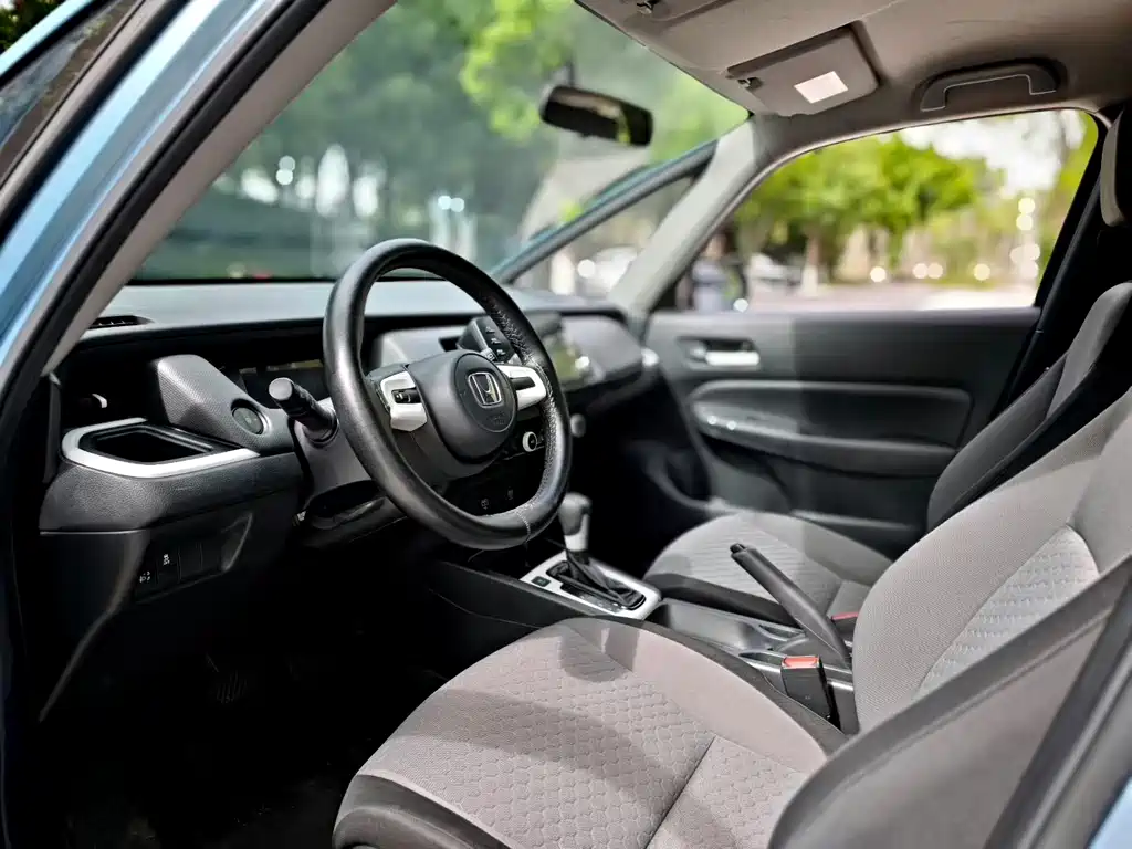 Honda Fit — фото 4