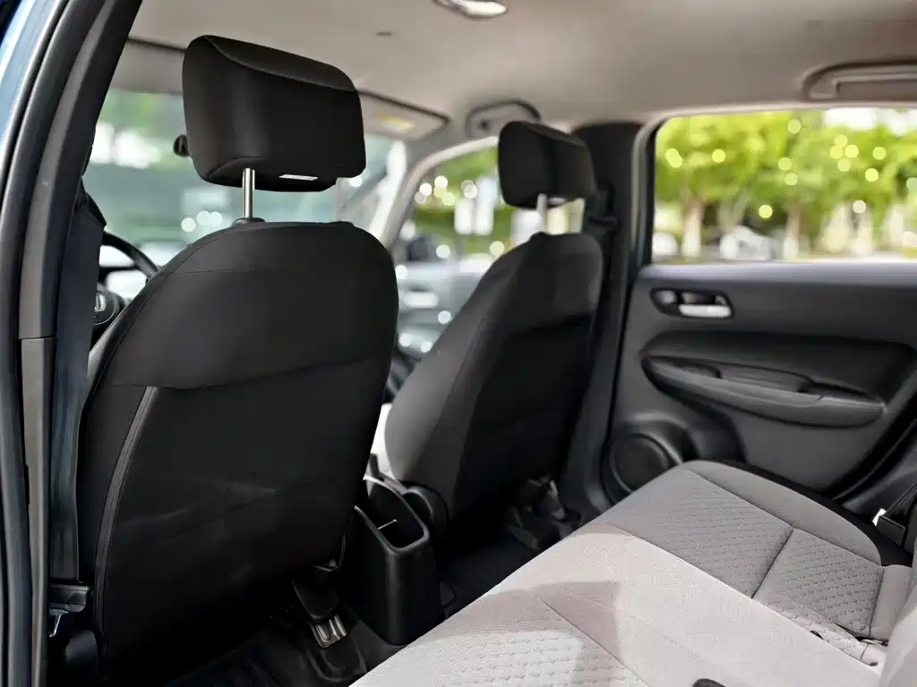 Honda Fit — фото 6
