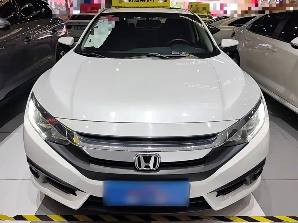 Honda Civic — фото 3
