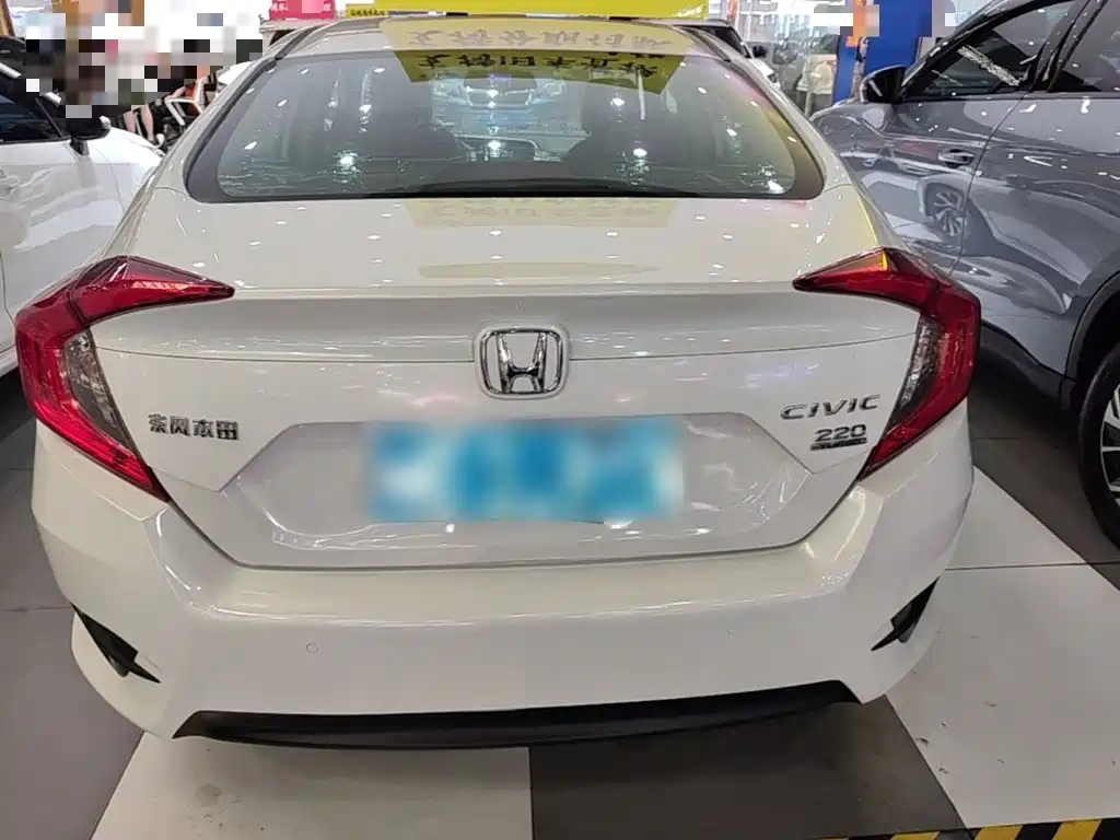 Honda Civic — фото 6